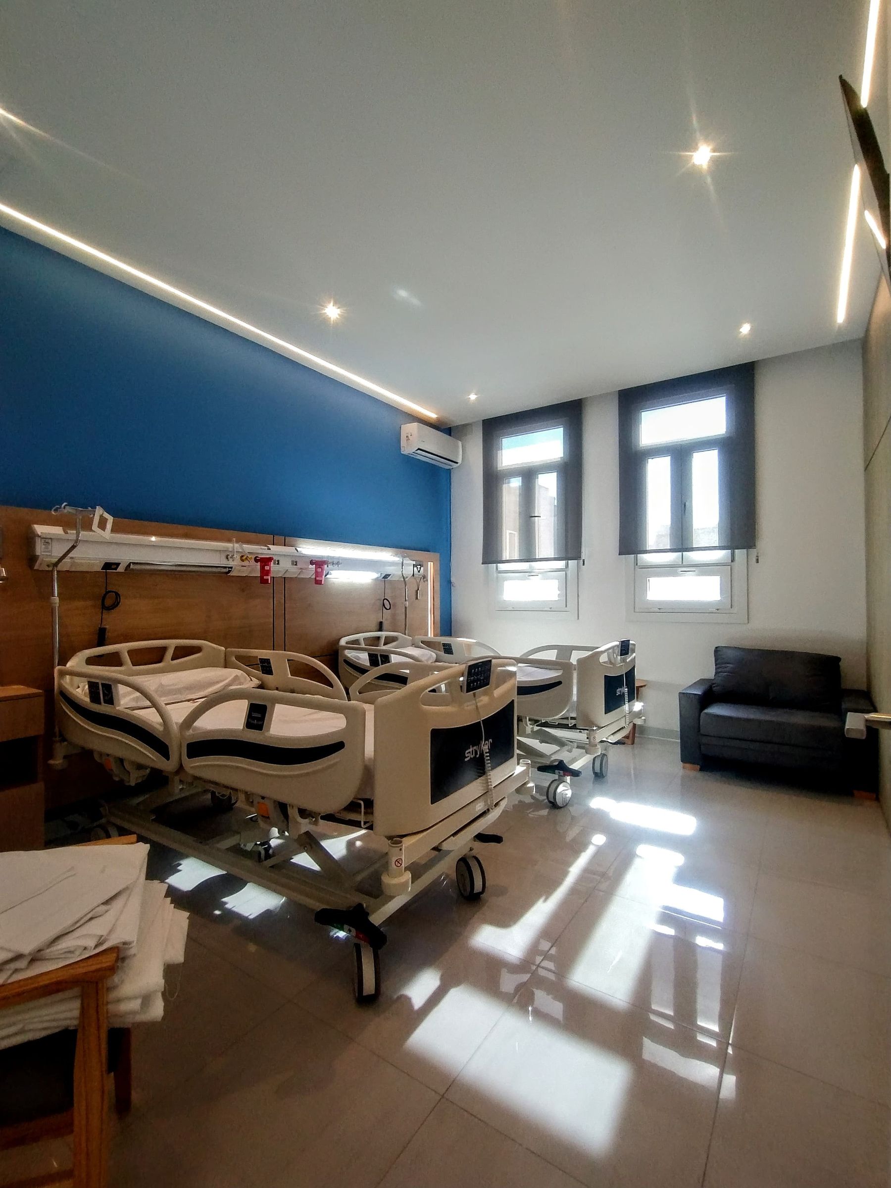 Piso de internación · Centro Gallego, internación en CABA — foto 10 de 11. Proyecto del Arq. Germán Vázquez