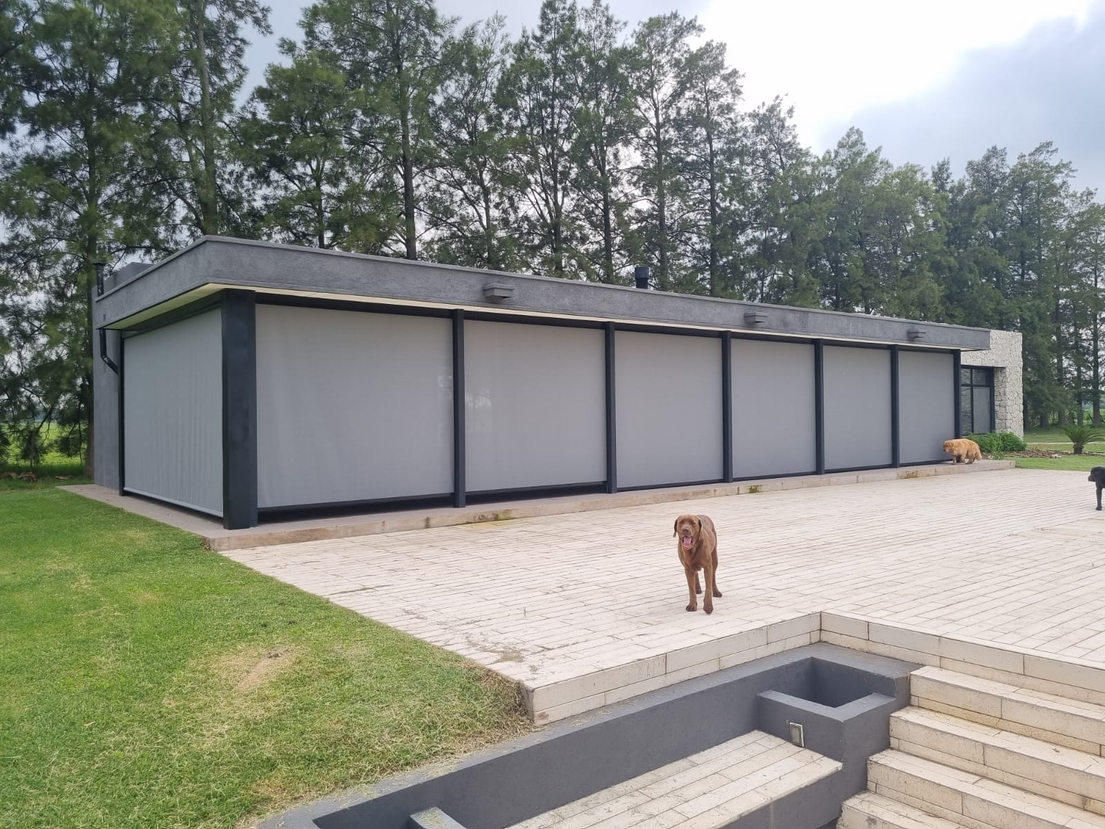 Quincho LO, quincho en Lobos, Buenos Aires — foto 3 de 3. Proyecto del Arq. Germán Vázquez